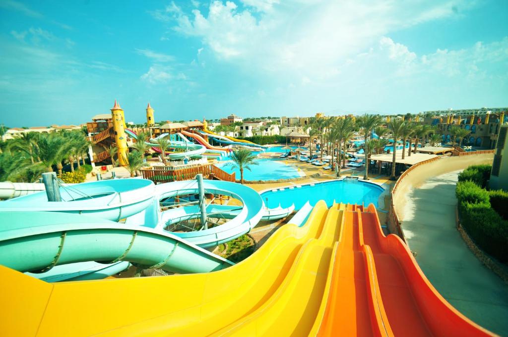 SEA BEACH AQUA PARK REASORT